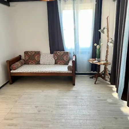 Maison Familiale Confortable Corse 吉索纳恰
