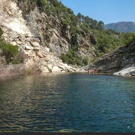 Maison Familiale Confortable Corse Сasa de vacaciones *